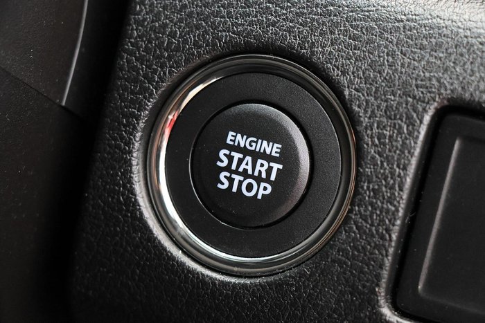 2023 Suzuki Vitara LY Series II Cool White