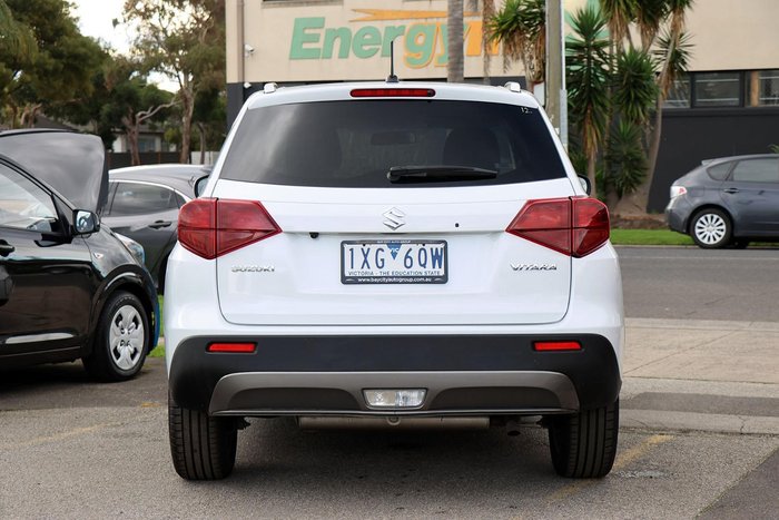 2023 Suzuki Vitara LY Series II Cool White