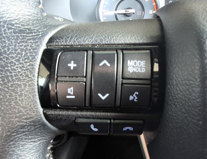 2022 Toyota Hilux SR5