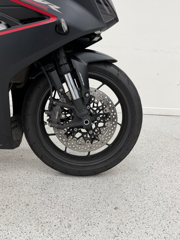 2024 Honda CBR650R Black