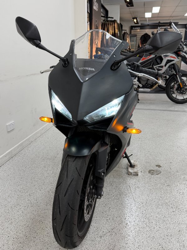 2024 Honda CBR650R Black