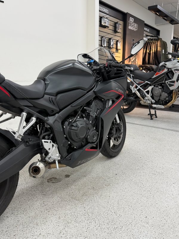 2024 Honda CBR650R Black