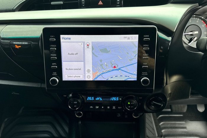 2022 Toyota Hilux SR5