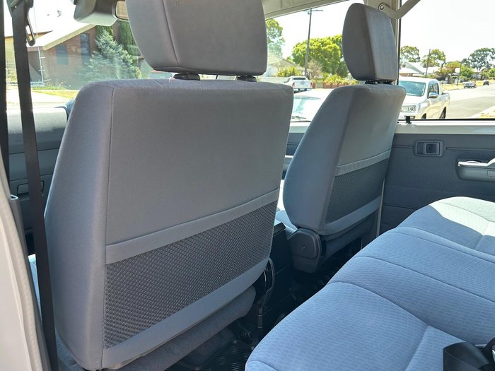 2025 Toyota Landcruiser GXL