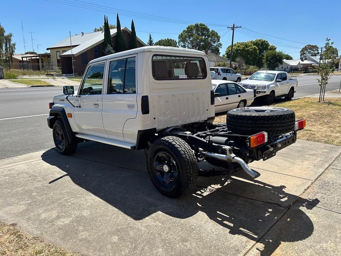 2025 Toyota Landcruiser GXL