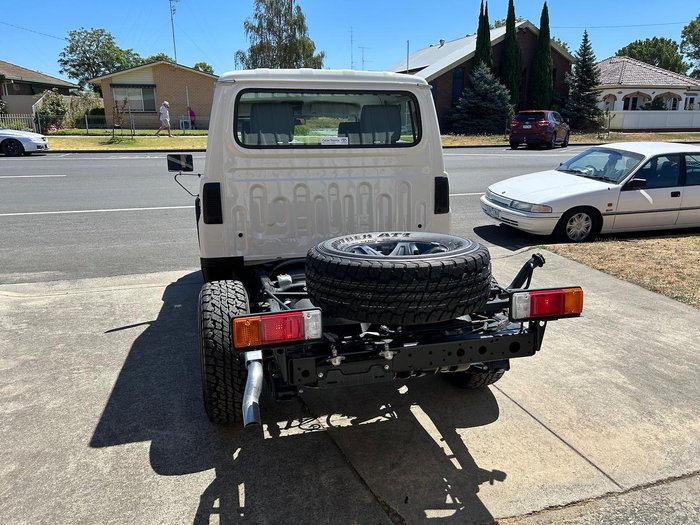 2025 Toyota Landcruiser GXL