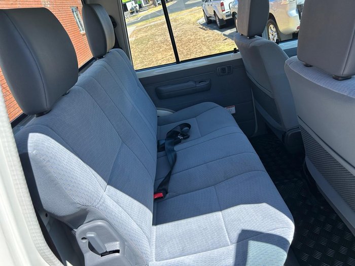 2025 Toyota Landcruiser GXL