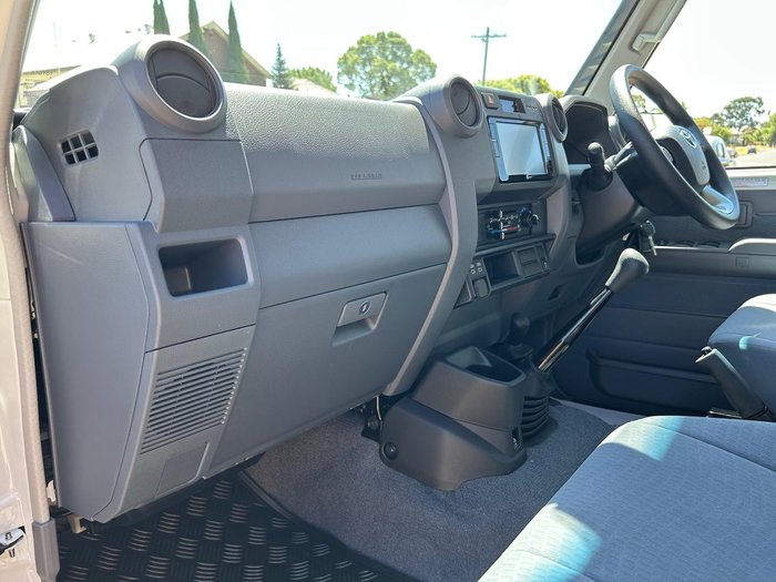 2025 Toyota Landcruiser GXL