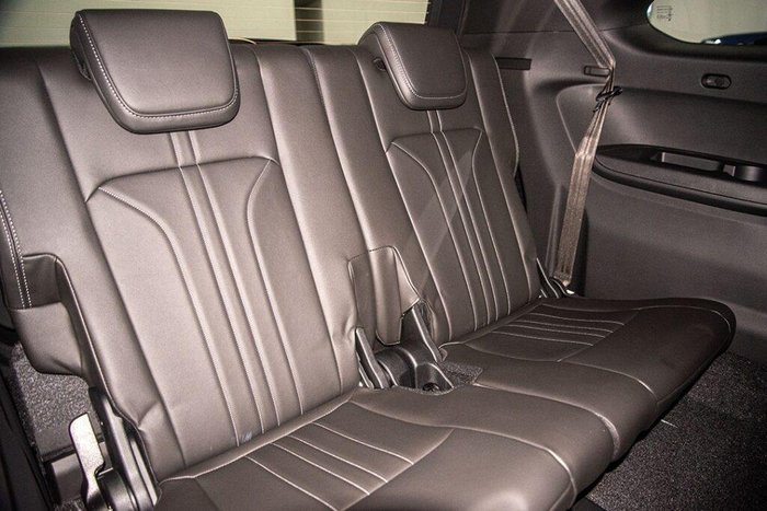 2025 Isuzu MU-X LS-T