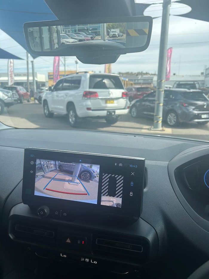 2025 Peugeot Partner Pro