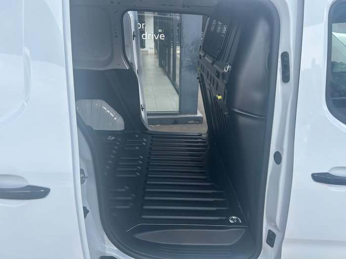 2025 Peugeot Partner Pro