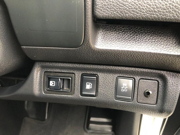 2019 Nissan Navara RX D23 Series 3 4x2 Polar White