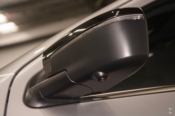 2025 Isuzu MU-X LS-T