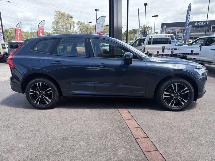 2021 Volvo XC60 T5 Momentum