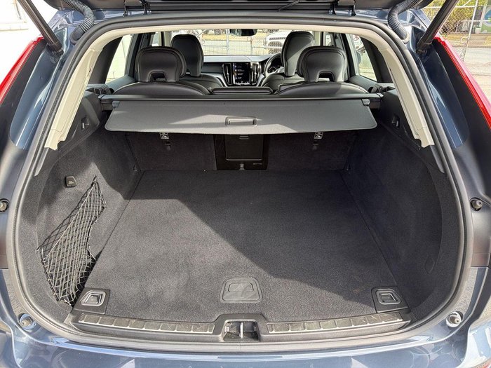 2021 Volvo XC60 T5 Momentum