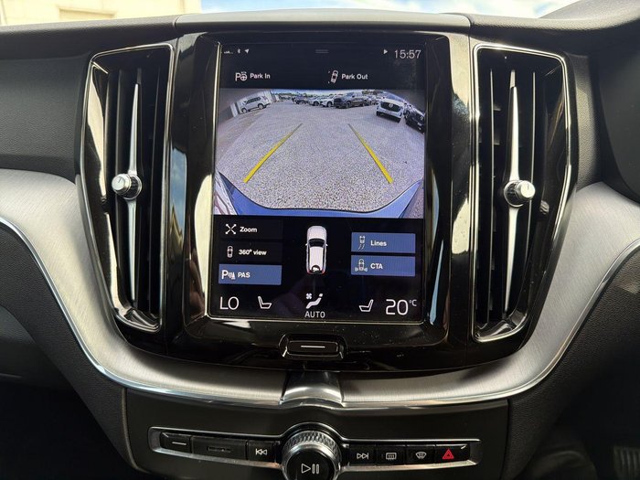 2021 Volvo XC60 T5 Momentum