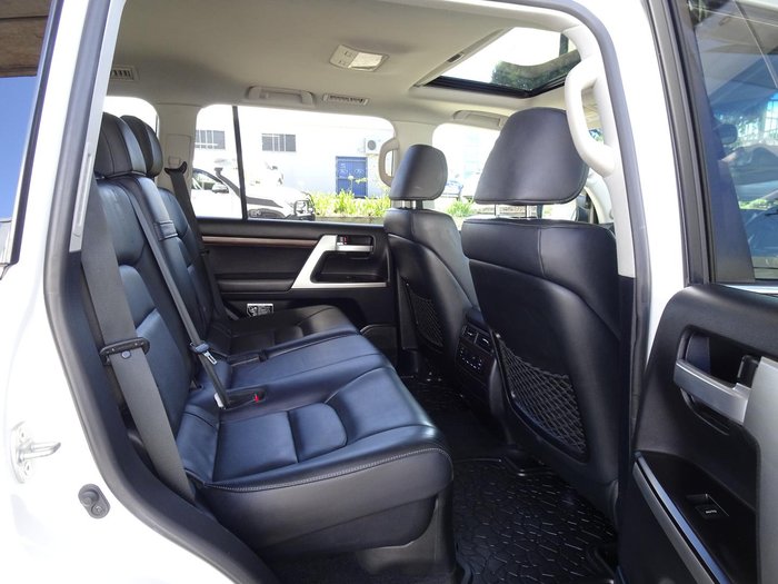 2017 Toyota Landcruiser VX