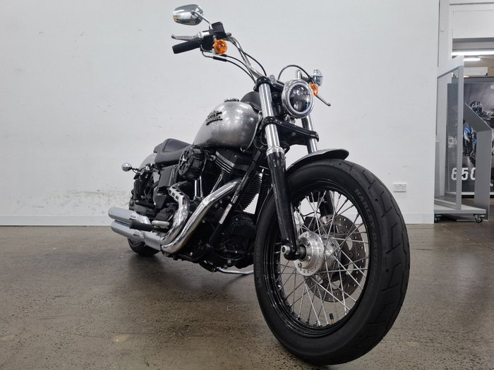 2014 HARLEY-DAVIDSON FXDB STREET BOB Grey