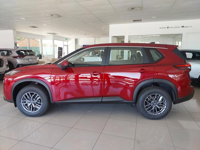 2025 Nissan X-TRAIL ST