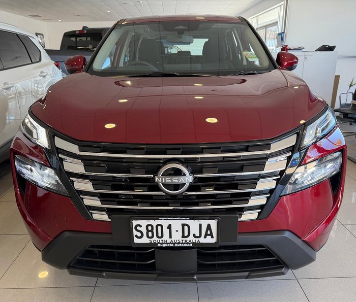 2025 Nissan X-TRAIL ST