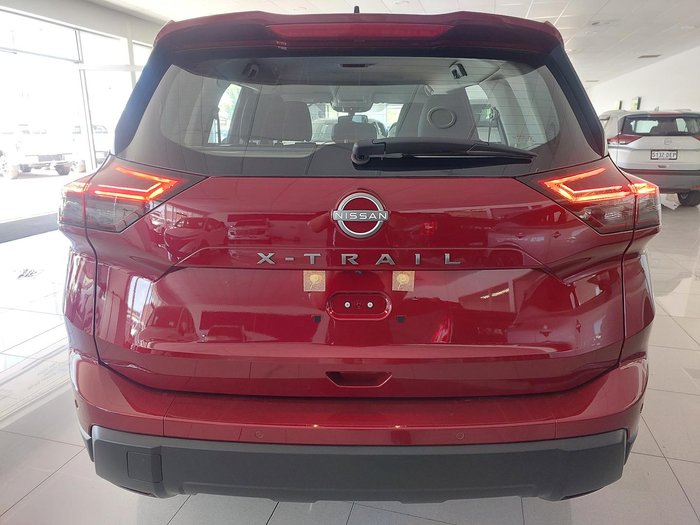 2025 Nissan X-TRAIL ST