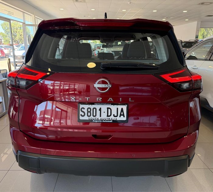 2025 Nissan X-TRAIL ST