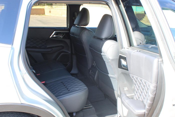 2024 Mitsubishi Outlander PHEV Exceed