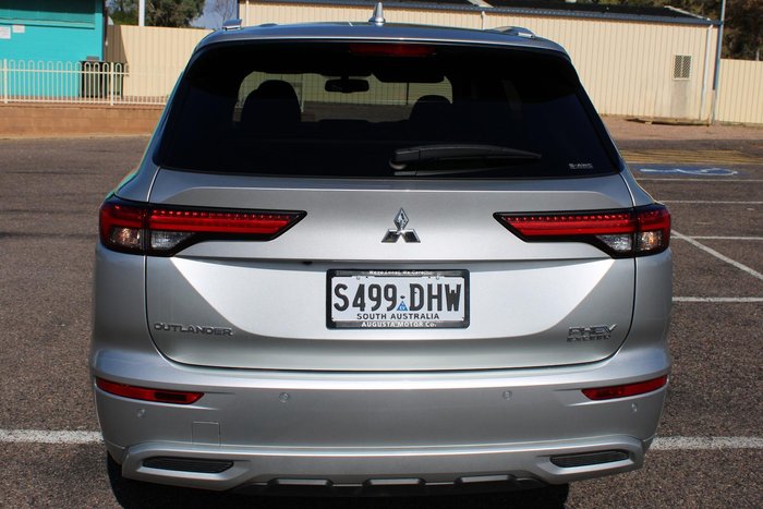 2024 Mitsubishi Outlander PHEV Exceed