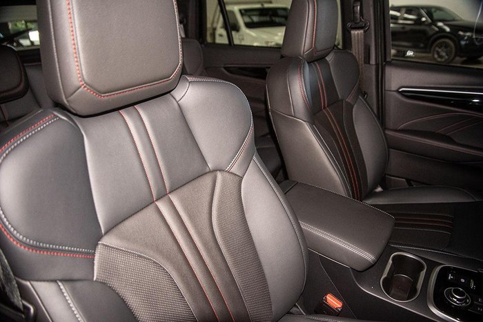 2025 Isuzu MU-X X-TERRAIN