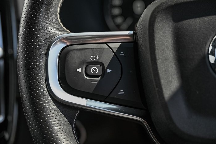 2021 Volvo XC40 Recharge Plug-In Hybrid