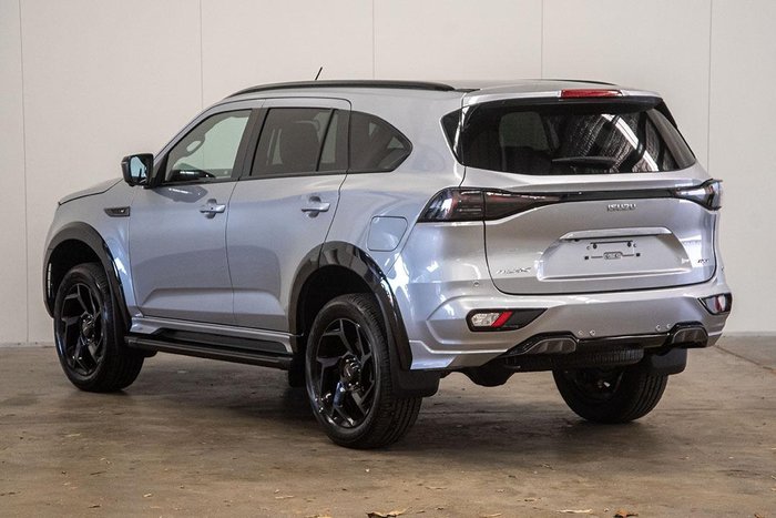 2025 Isuzu MU-X X-TERRAIN