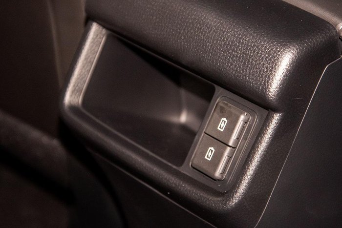 2025 Isuzu MU-X X-TERRAIN