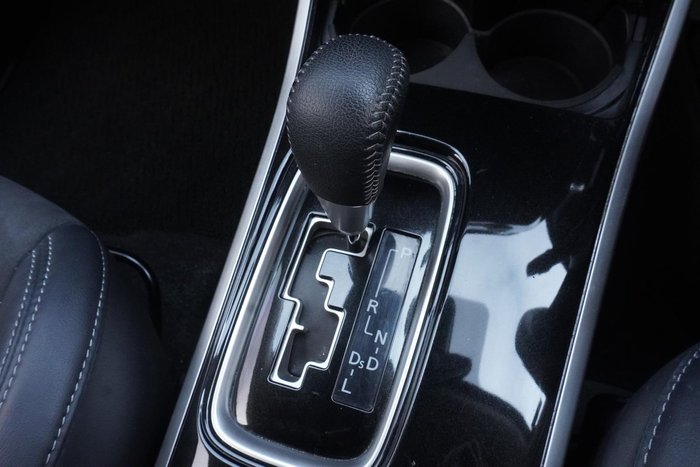 2019 Mitsubishi Outlander LS