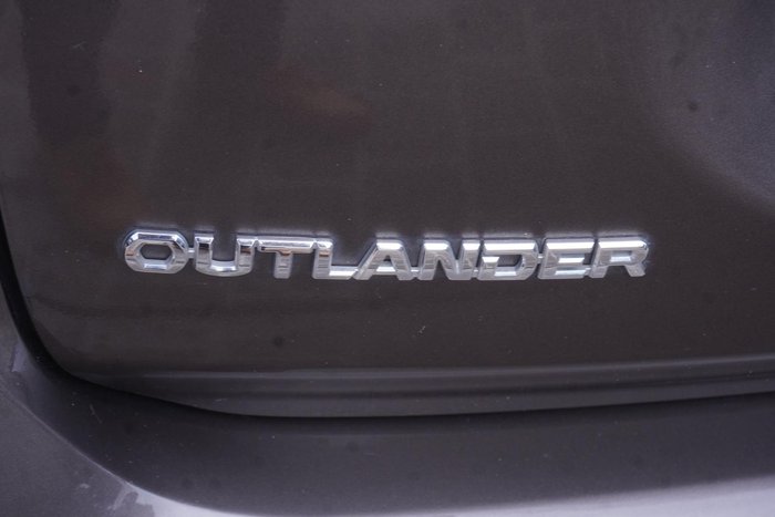 2019 Mitsubishi Outlander LS
