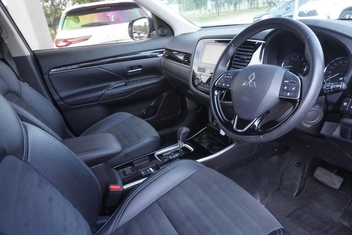 2019 Mitsubishi Outlander LS