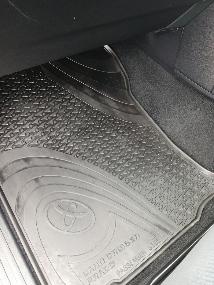 2022 Toyota Landcruiser Prado GXL