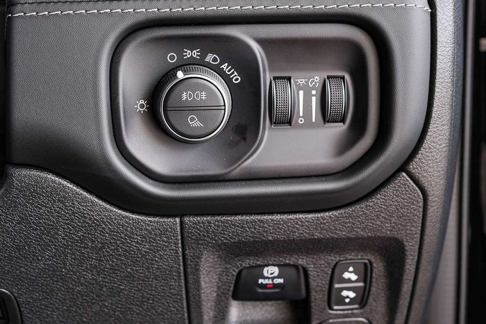 2025 RAM 1500 Laramie Sport Hurricane SO RamBox