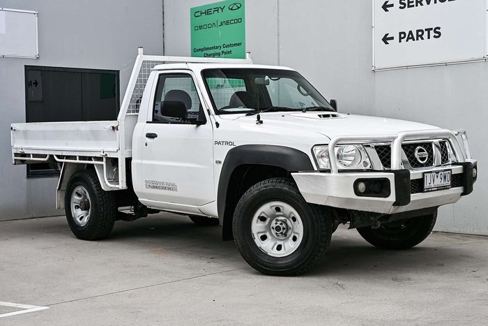 2016 Nissan Patrol DX