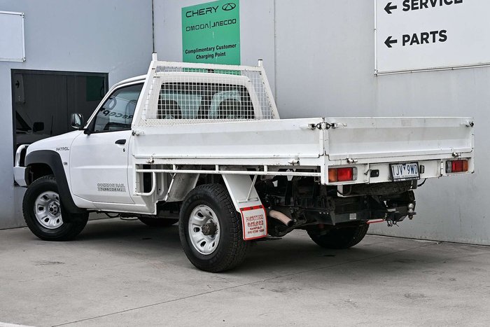 2016 Nissan Patrol DX