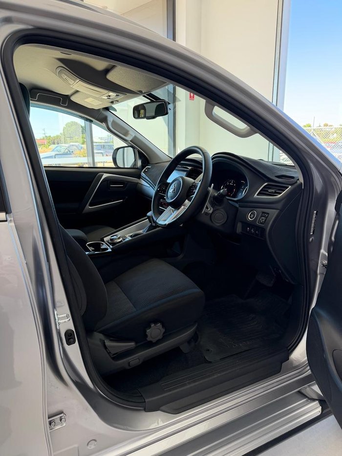 2024 Mitsubishi Pajero Sport GLS