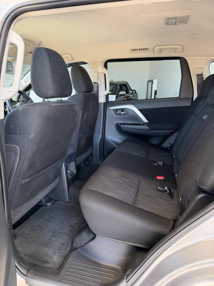 2024 Mitsubishi Pajero Sport GLS