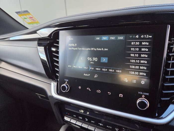 2025 Isuzu MU-X LS-T