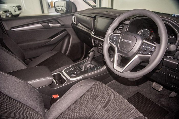 2025 Isuzu MU-X LS-M