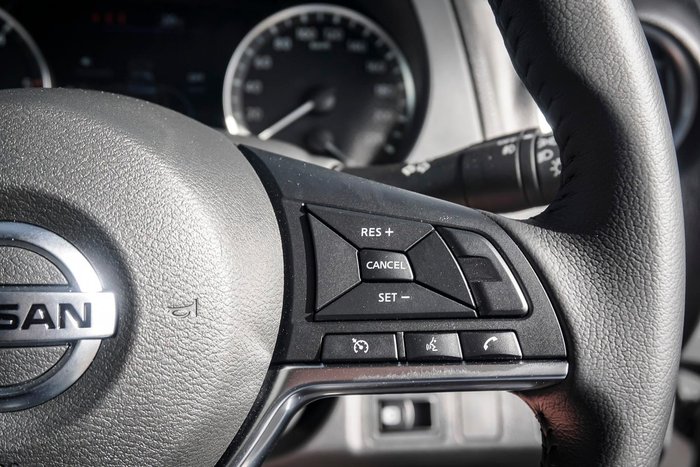 2025 Nissan Navara ST-X