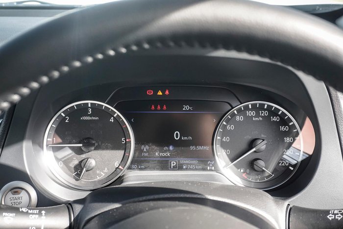 2025 Nissan Navara ST-X