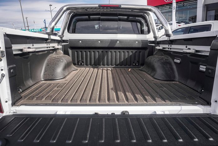 2025 Nissan Navara ST-X