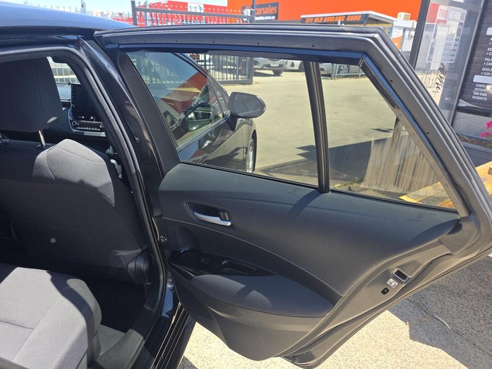 2020 Toyota Corolla Touring Hybrid S ZWE211W Black