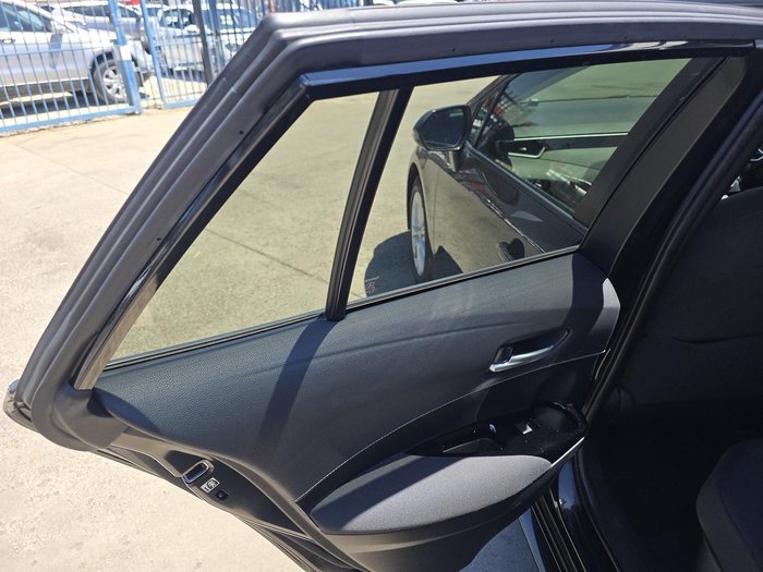 2020 Toyota Corolla Touring Hybrid S ZWE211W Black