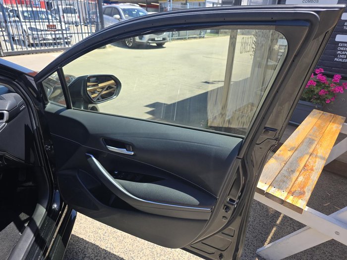 2020 Toyota Corolla Touring Hybrid S ZWE211W Black