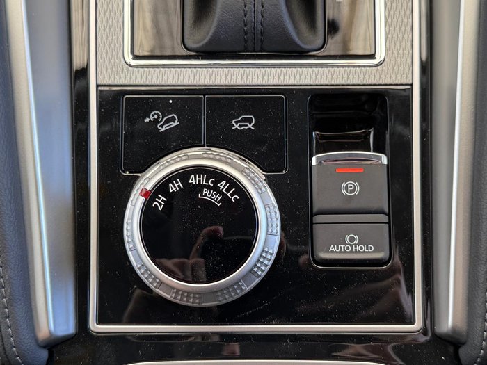 2024 Mitsubishi Pajero Sport Exceed